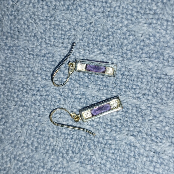 925 Silver and Amethyst set of Earrings ~ Beautiful & Great for gifting!! - Picture 2 of 3